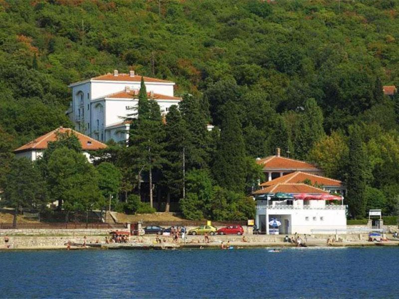 Hotel Delfin Омишаль Екстер'єр фото
